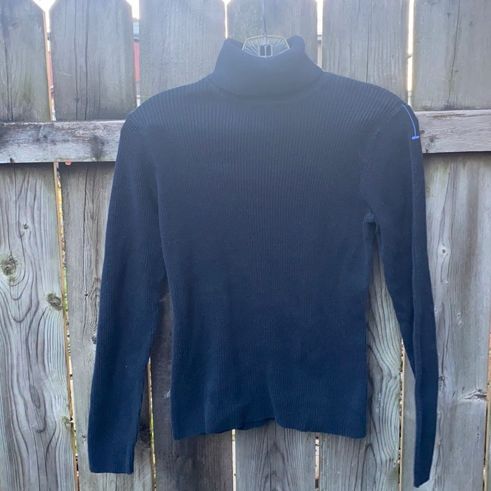 Preswick & Moore navy blue turtleneck top sz.S
